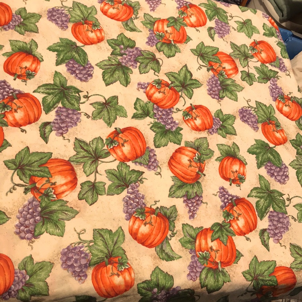 Vintage Fall Table Cloth - Picture 3 of 6